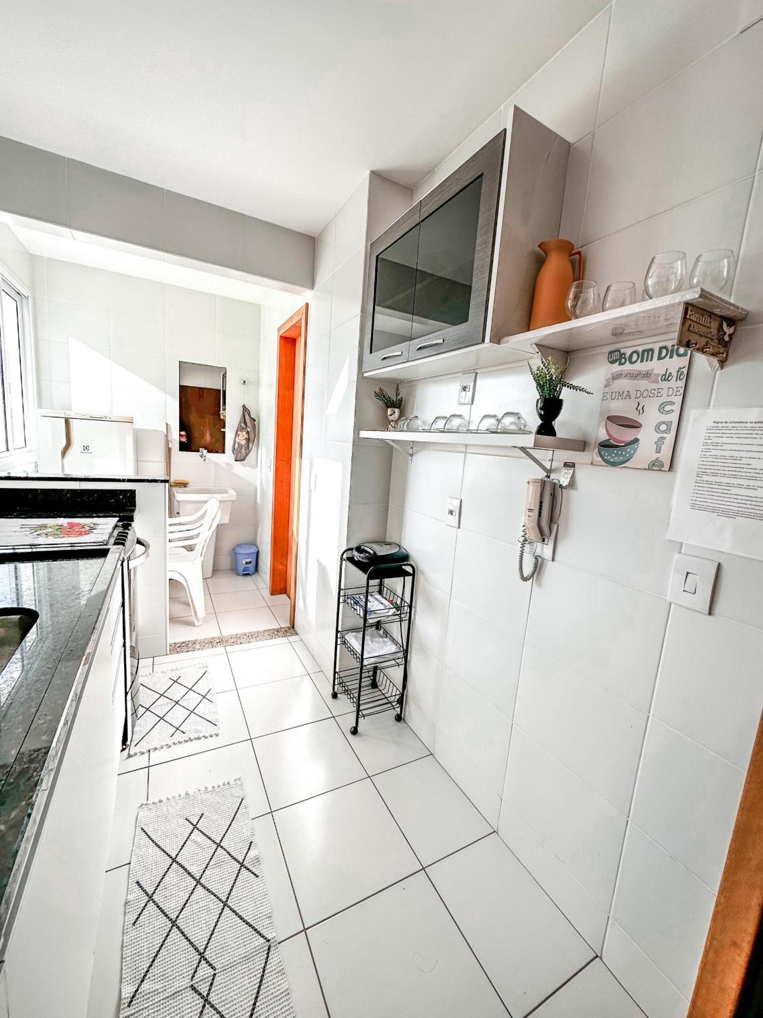 Na Do Morro,2 Quadras Do Mar,com Garagem Apartment Guarapari